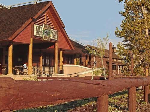 Old Faithful Snow Lodge Екстериор снимка